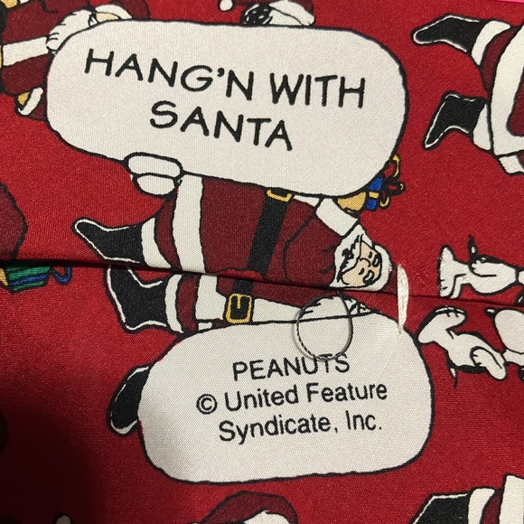 Men’s vintage peanuts Christmas silk tie with Snoopy. - Picture 5 of 6